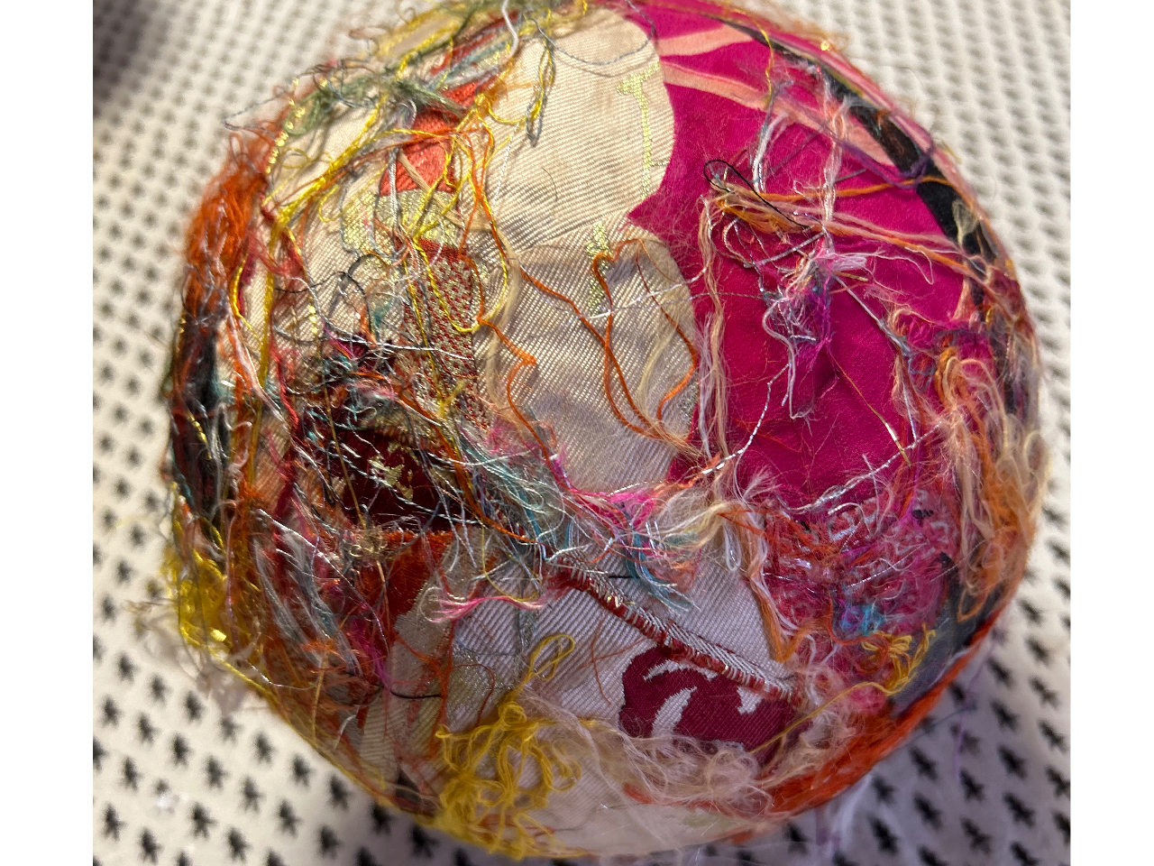 a7cm  X`[{[Ɂ@lXȌ×ƎƑDȂ悤Ƀy^y^Ɠ\āĨJtȋʂ܂B