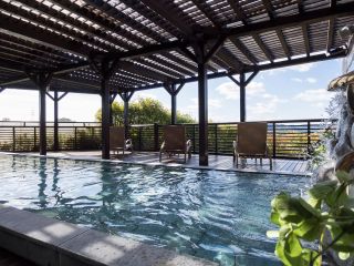 山々を見渡せる露天風呂が自慢♪天然温泉の露天風呂♪