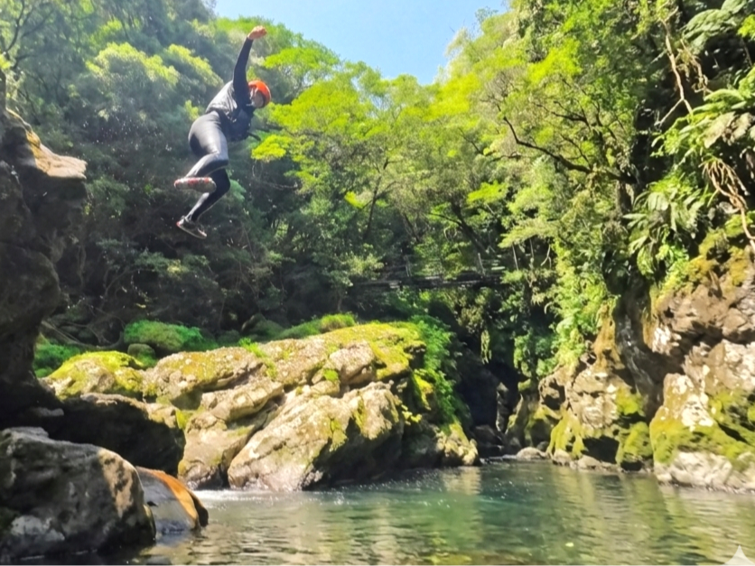 �u��ڂ����A�ǂ����悤���v??���̊����𒇊Ԃƈꏏ�ɏ΂��Ȃ�����z����u�Ԃ��A���̗��̍ō��̎v���o�ɂȂ�܂��I�{��̔鋫�ő̌����Ă��������I