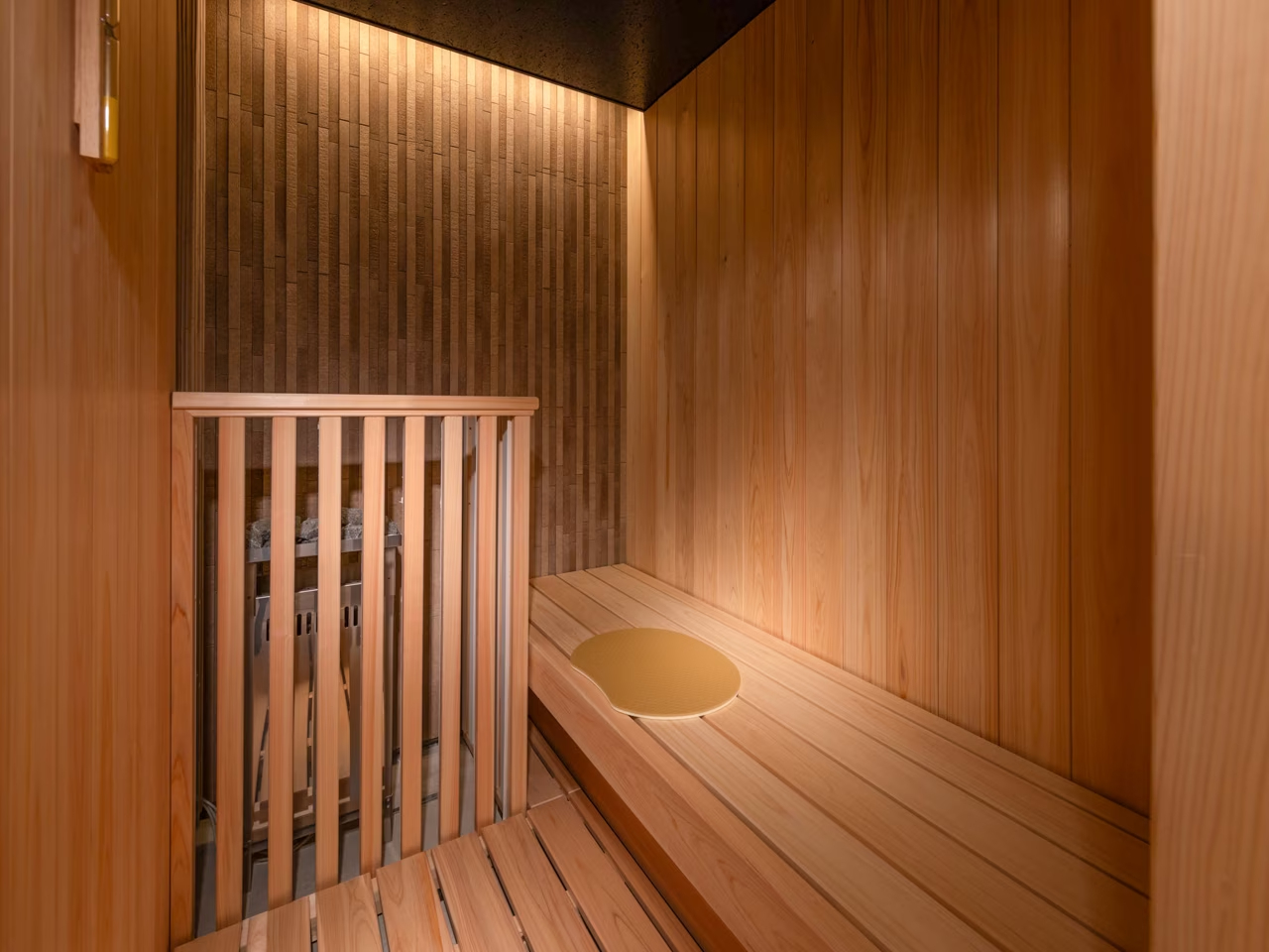 ���T�E�i�u�[�X�ł́A�Z���t���E�������Ŏ����̃y�[�X�ŃT�E�i���y���ނ��Ƃ��ł��܂���