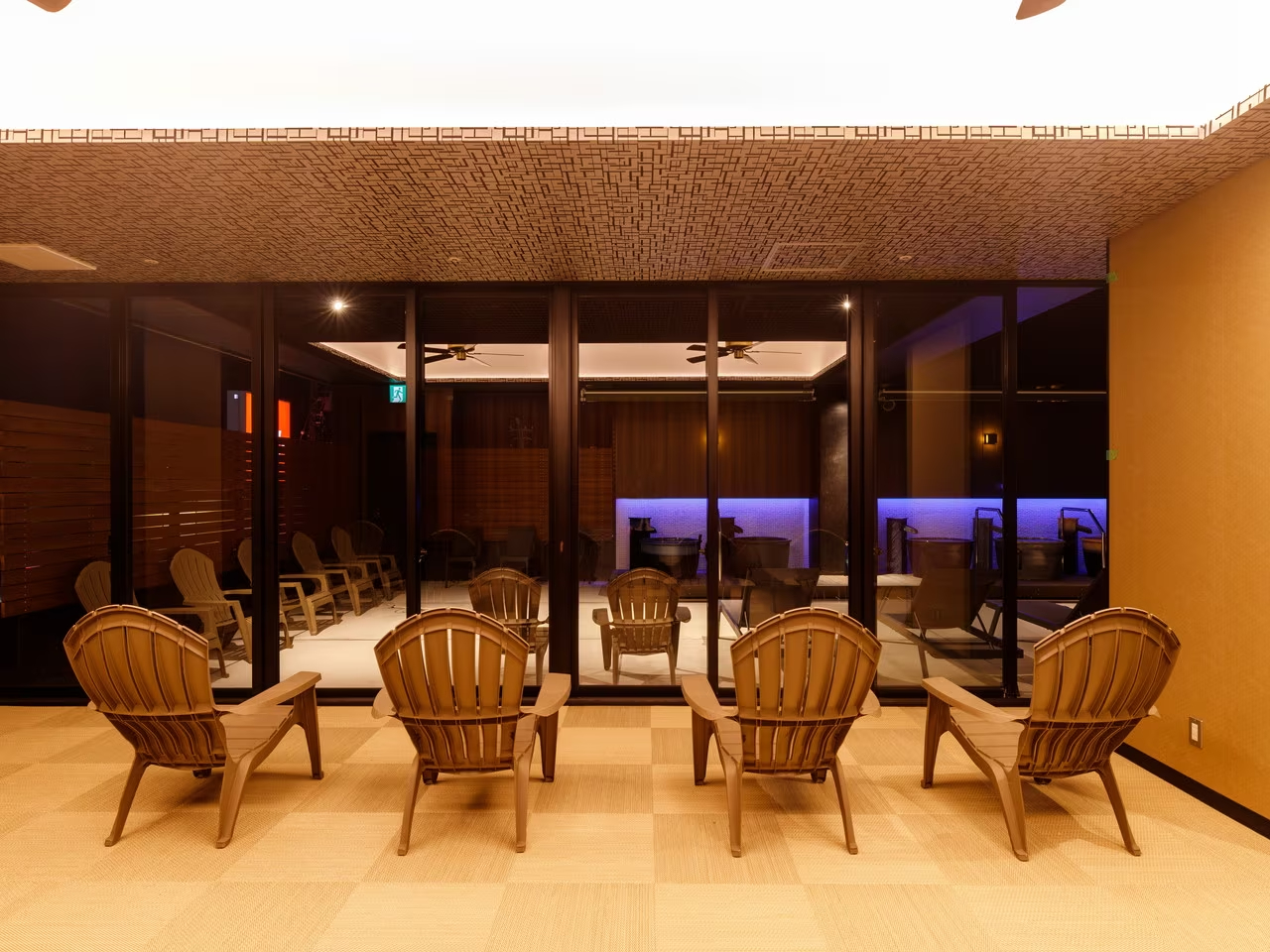 �����炪�A�O�C���y�ѓ��C���X�y�[�X�ł����x�R�s���ő勉�̊O�C���A���C���X�y�[�X������܂��􁦊O�C���͒j���݂̂ł�