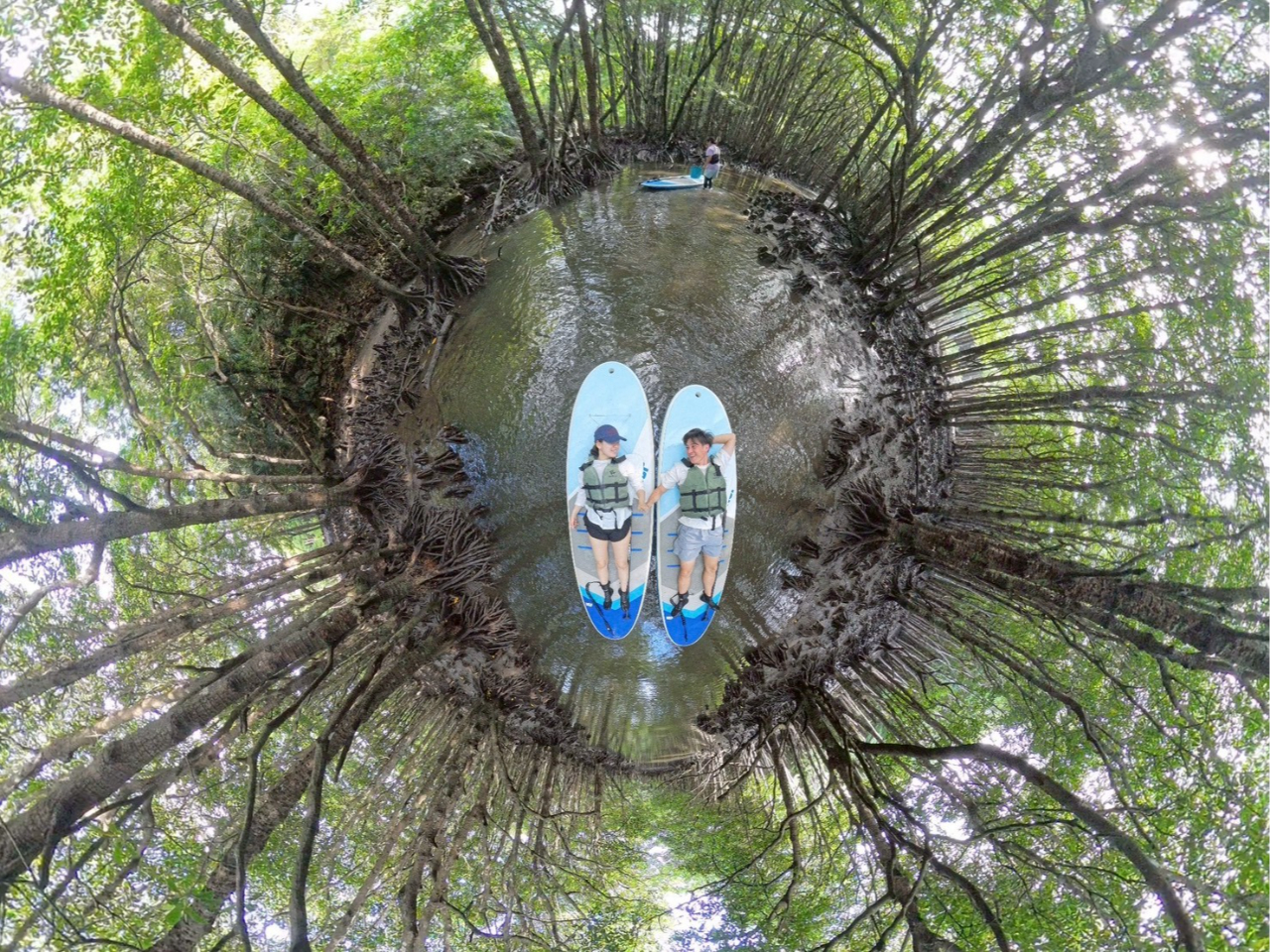 �}���O���[�u�̃g���l���łЂƋx�݁`