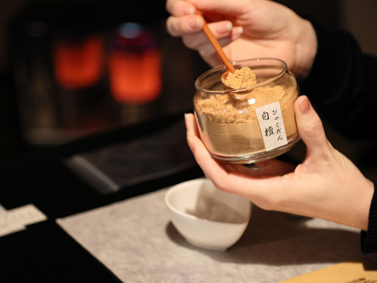 ]ȂAÂȂ~ŐEɈ̃IWi̍肪܂B