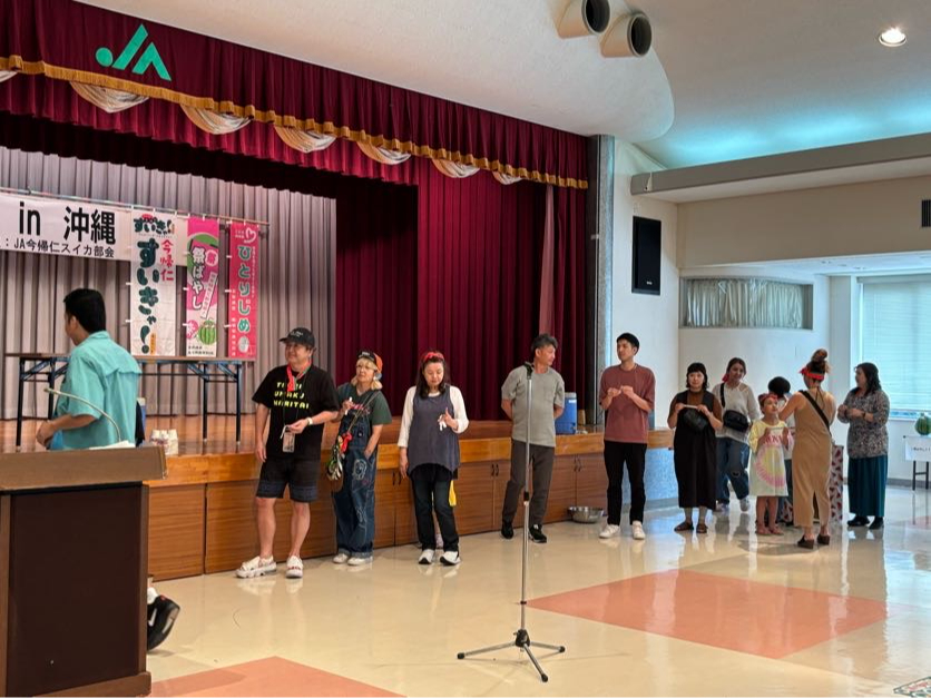 ���I��̓��I�ҁy�i�i�ɂ͌��O�X�C�J�_�Ƃ��񂩂狦�^�����������X�C�J�z