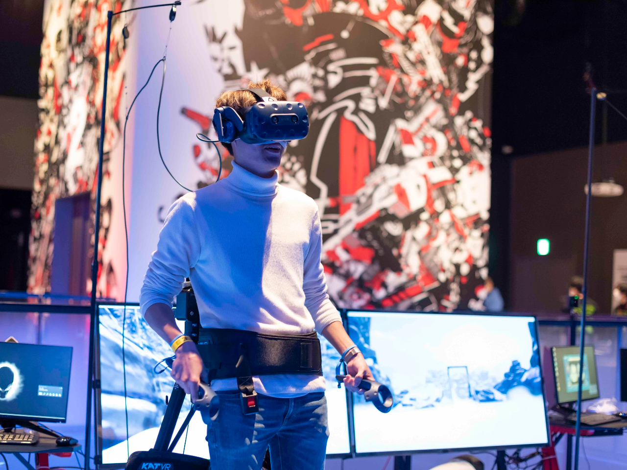 �s���v���^VR�̌��t�v����MAX�I�o�[�`������ԂŊy���ސ��E����KATWALK��p���[�X�Q�[���ł��B