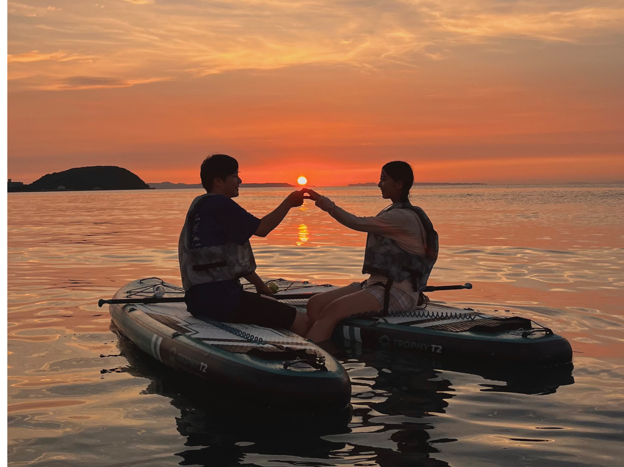 【福岡・糸島】《大人気サンセットSUP》 夕陽が沈む瞬間を海の上で鑑賞!体験時の...