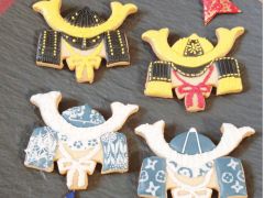 お気に入りの武将をイメージした兜クッキーを一緒に作りましょう♪