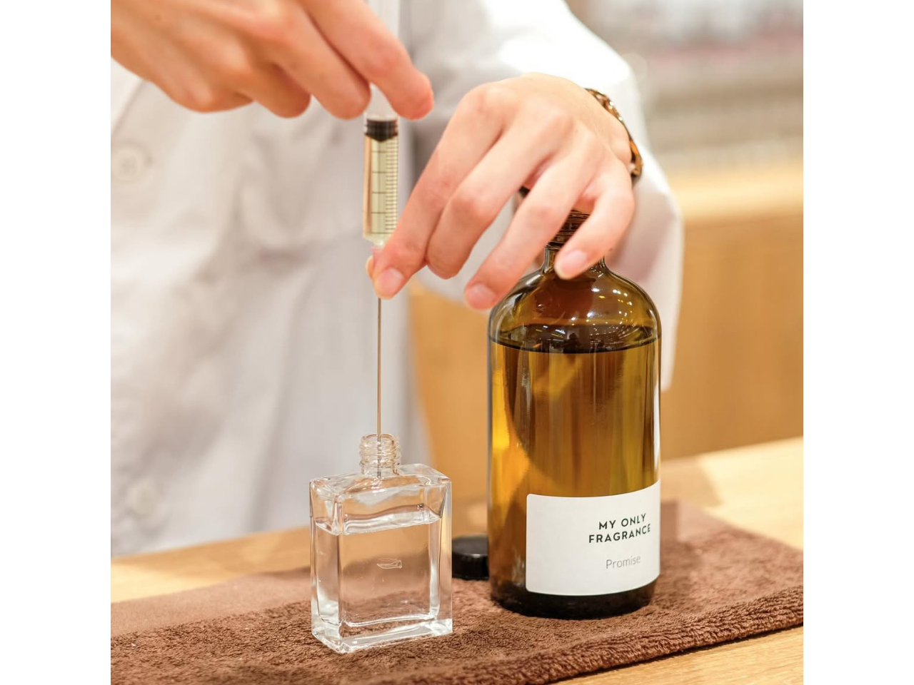 �t���O�����X�A�h�o�C�U�[���ꑮ�ŃA�h�o�C�X�������܂��̂ŁA���S���Ă��z�����������I