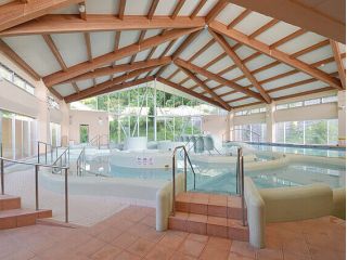 温泉水を使ったバーデプール