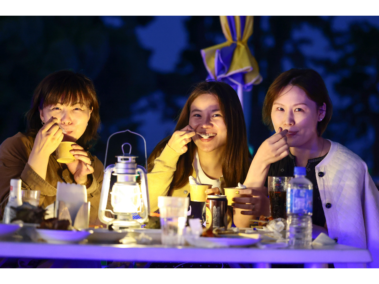 ԉΑɂ́ABBQȂԉ΂ςȂłI