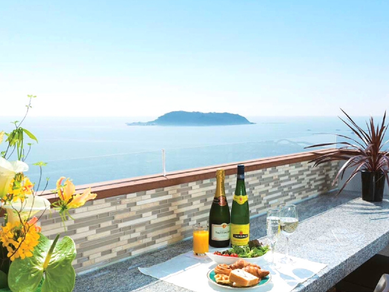 ڂ̑OɍLO͘pBEW͕eXɏo邱Ƃł܂B