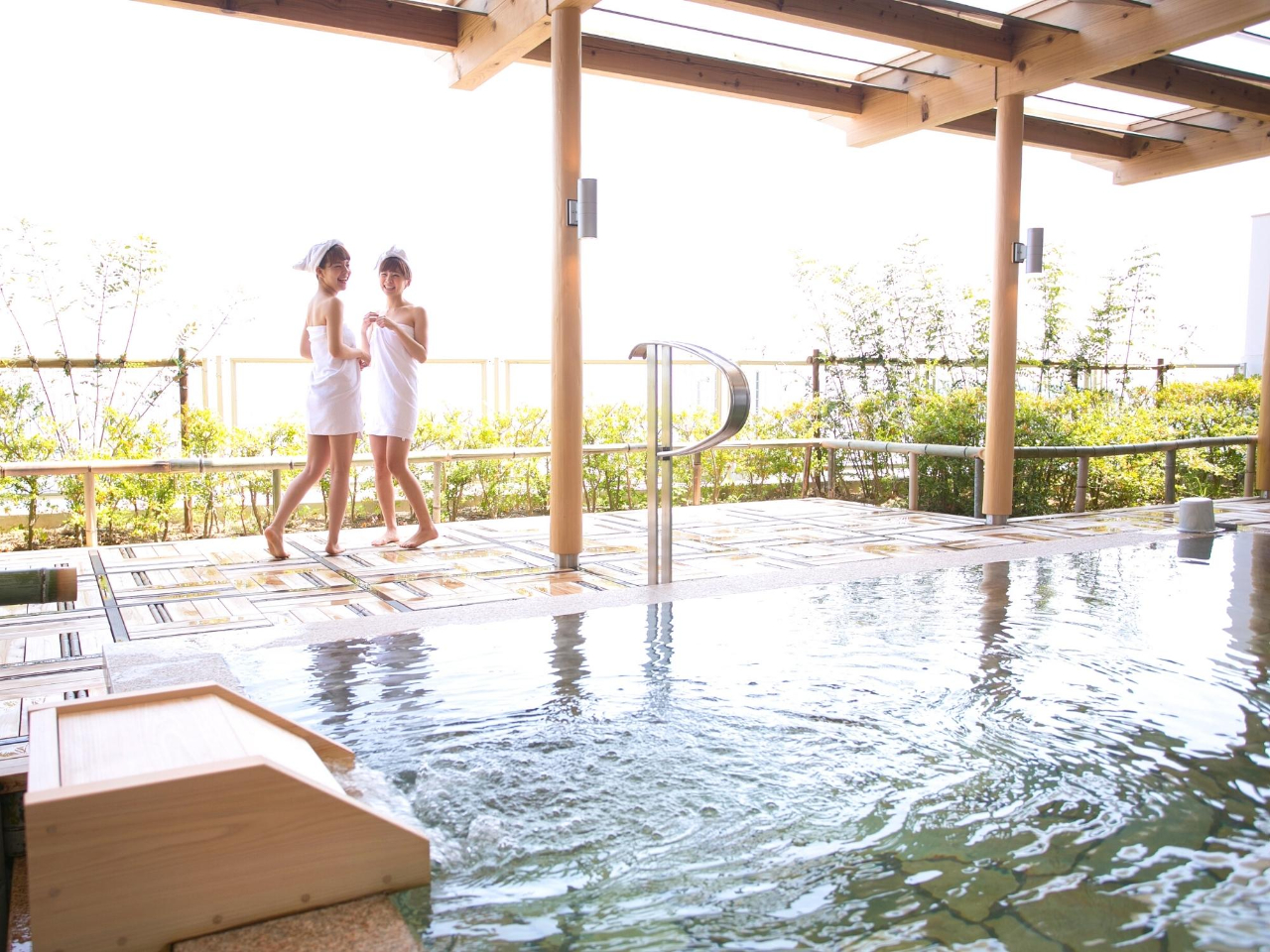 �N���[�Y�Ƃ��H�����y���񂾌�͘I�V���C�i����j�ŐS���̂������b�N�X�^�C��