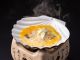 \選べるメイン料理「貝焼き味噌」/自席のコンロで熱々に仕上げて味わおう!