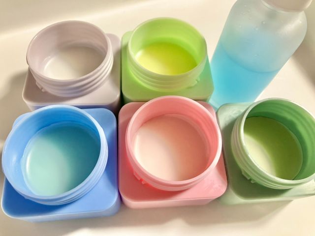 ご希望がございましたら+200円(現地払い)でカラーに変更することもできます。