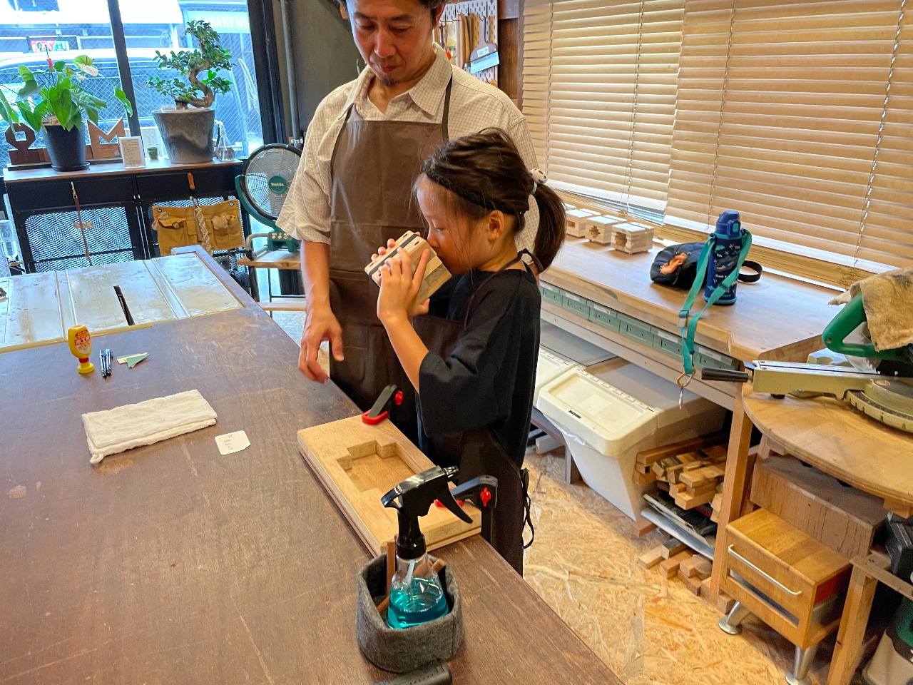 未来を担う子ども達にも、本当に良い木材に触れるだけではなく、匂いなど五感で楽しんで欲しいと願っています。