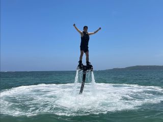 海から大空へ大ジャンプ♪