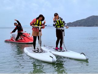話題のペダルSUPが広島に初登場。足こぎで進む新体験を気軽に楽しめます。