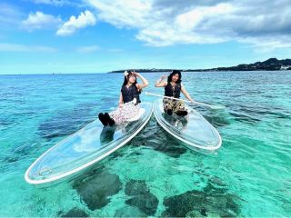 どこまでも続くコバルトブルーの海を優雅にクルージング!