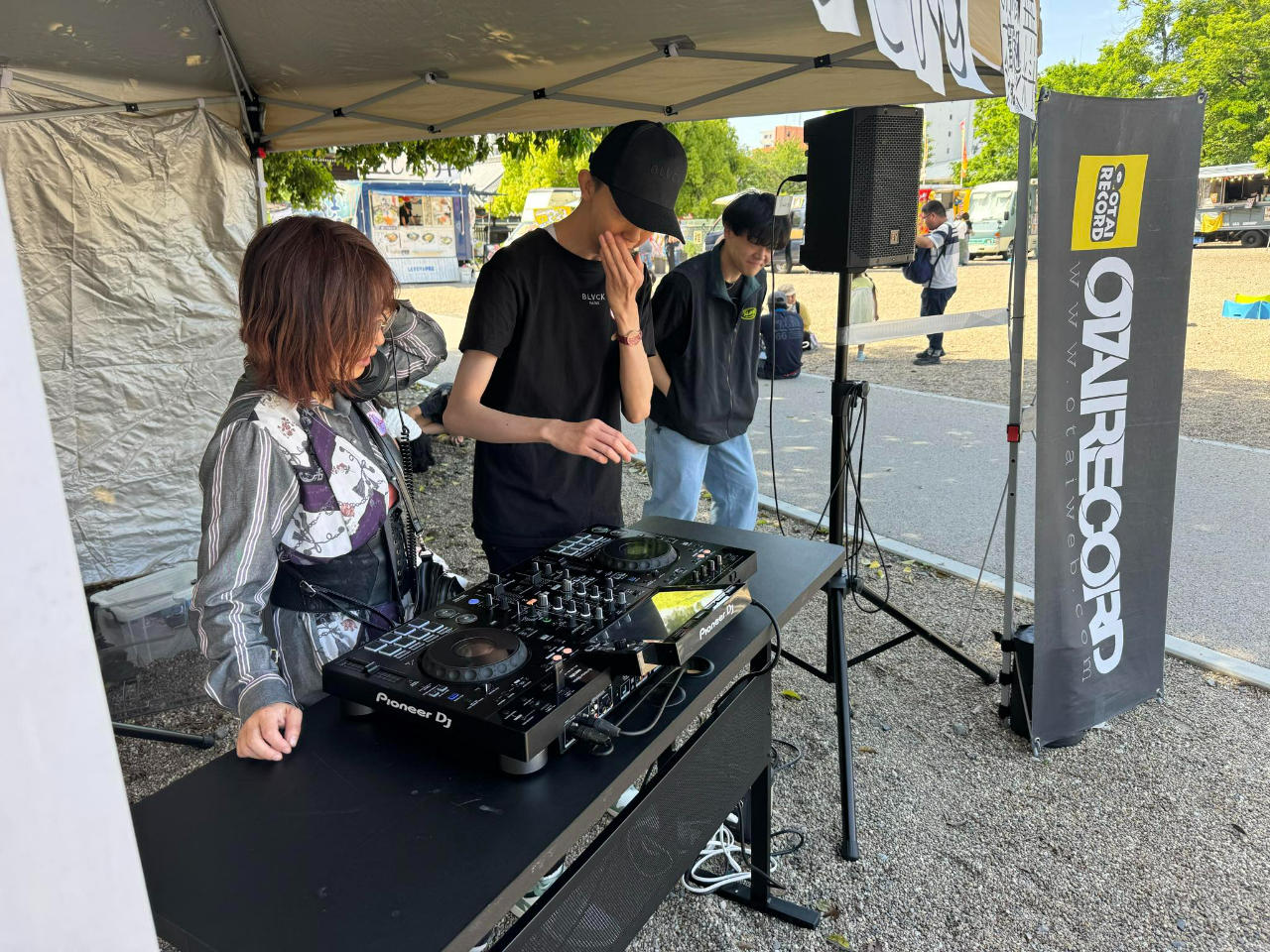 DJȂǂ̃Nu𒆐SƂyɊւ̌ł܂I