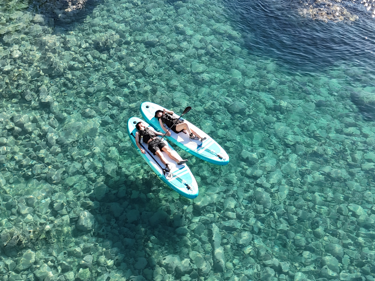 (むしろサウナ飯!積丹産ウニ・和牛など豪華すぎる食事付き!)5秒で海ダイブ、積丹...