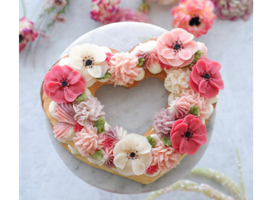 レッスンではハート型で作ります。 ピンク系、イエロー系、グリーン系からお選びいただけます。レッスン時にお伺いします。