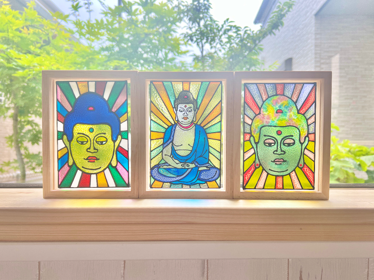 正光寺さんの御本尊様がモデル!お寺でのワークショップ限定デザインがアトリエでも体験出来ちゃいます。オリジナルトートバッグと冊子付きでプラス500円で体験可能。