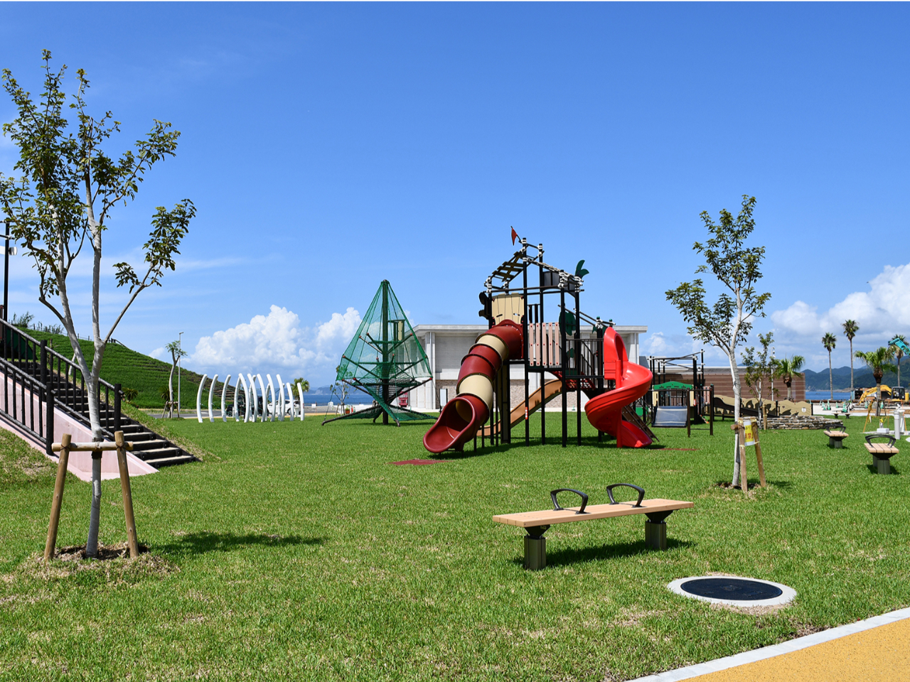 ّOɂACƎŐɈ͂܂ꂽǂLɂ́A`[tɂ^VςIV񂾂AUAql狰D̑l܂Ŋy߂܂