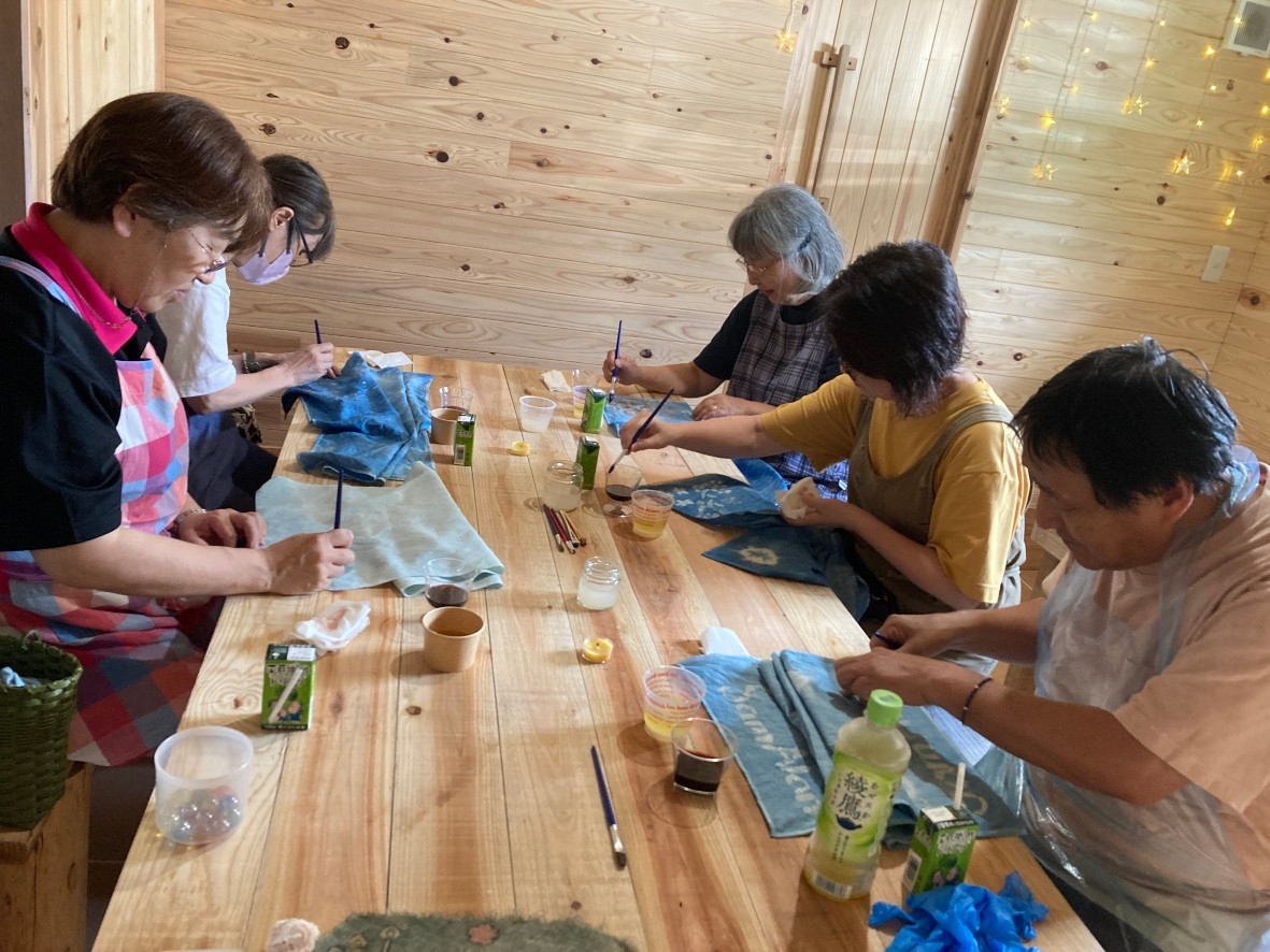 낤߂ŔƂɌĨsNFĂƁ