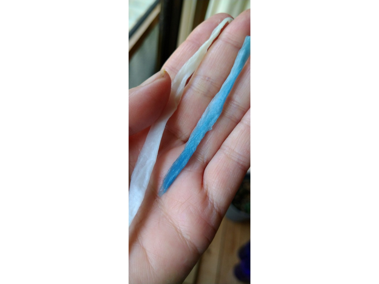 ߂O̐F̃`FbNBFuԂ͔B