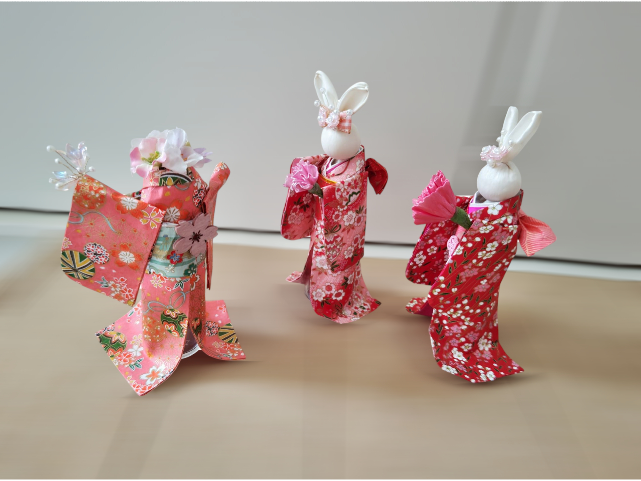 【専用】和紙人形　提灯、娘、踊り、おたふく、打掛 舞踊人形】7号 古都 金彩<敏光>[223-077] | すべての商品 | 創業