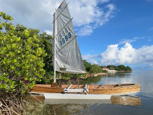 アウトリガー付きなので安定した操行可能!