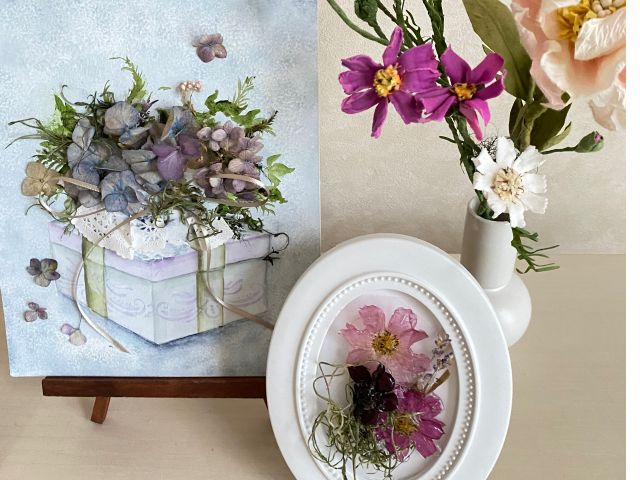 本物の花や布でアート制作!
