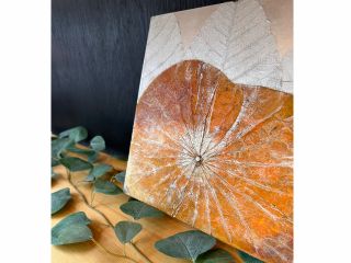 自然の葉を使ったアート