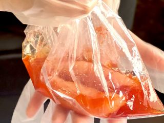 「地元食材×漬け込みダレ」でオリジナルのmy明太子を制作