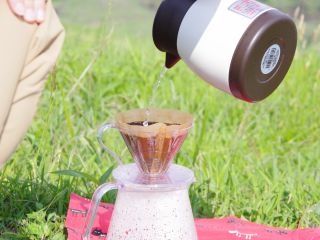 山頂でのコーヒーサービス