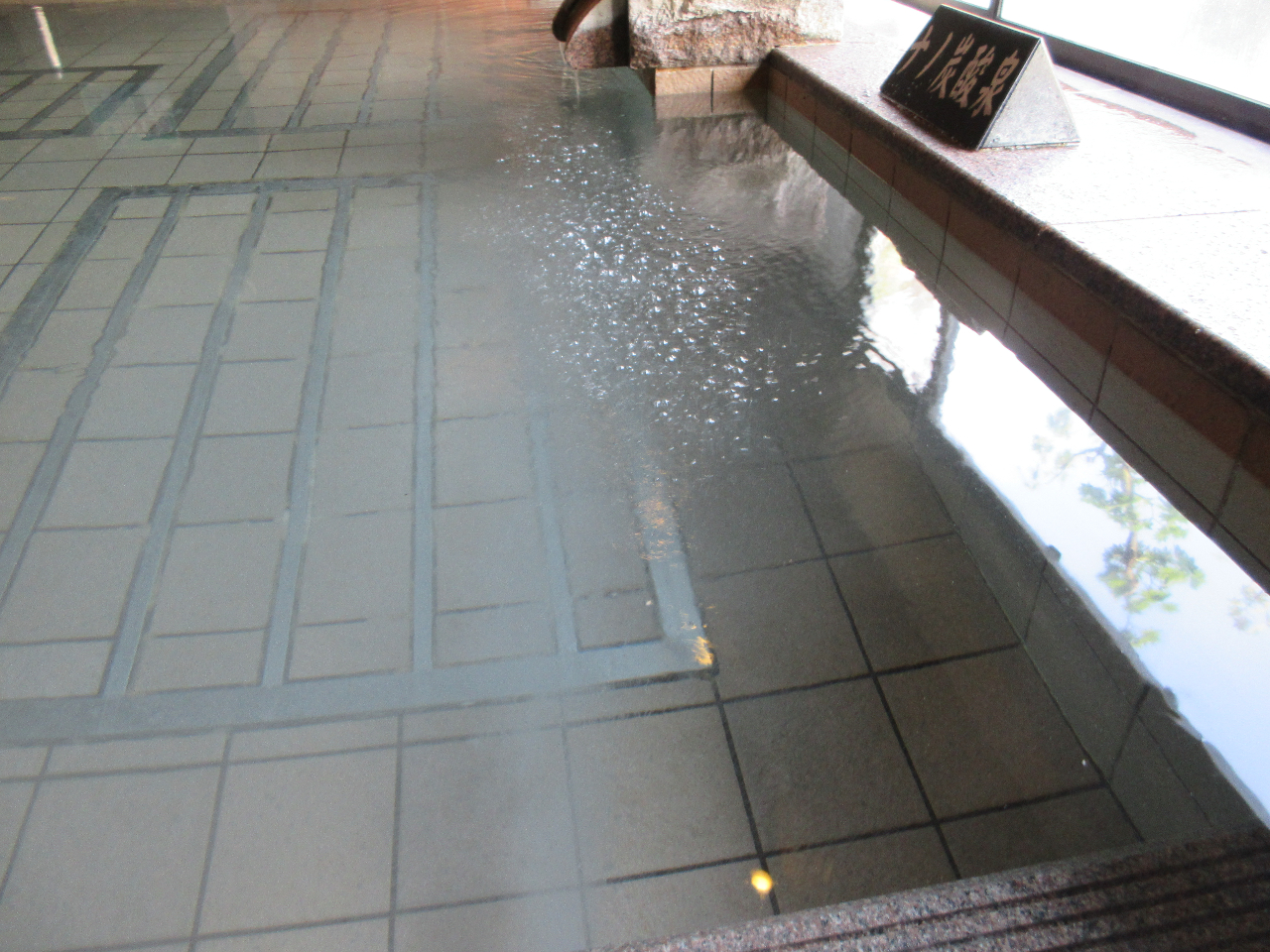 Y_KXimTCYׂ̒ȗqxŗnA̓Ɏ荞܂₷܂BY_{̌ʂ̊Ă܂B