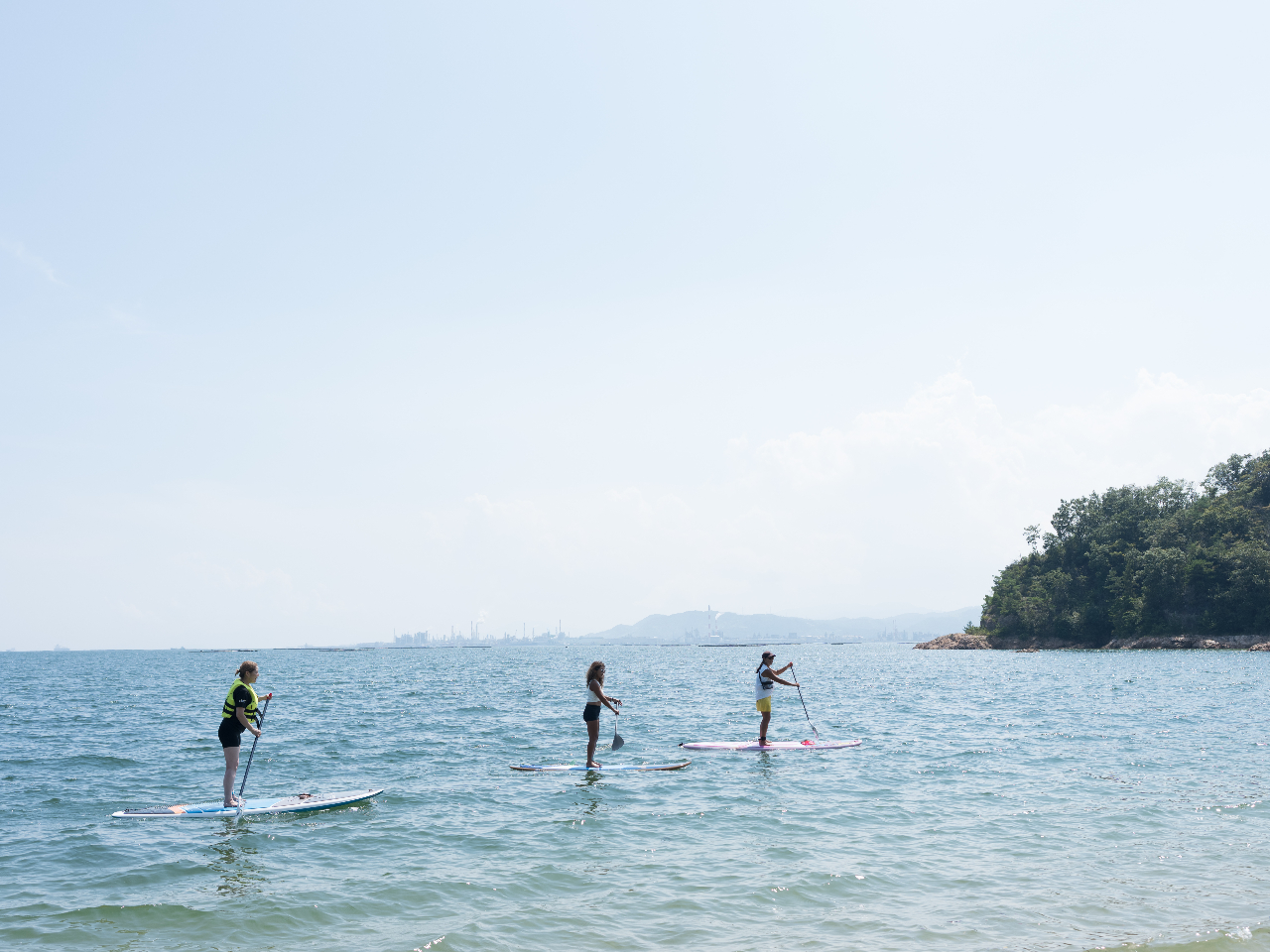 �_�傫�ȃ{�[�h�ő����i�݊C��U���C���𖡂킨���^