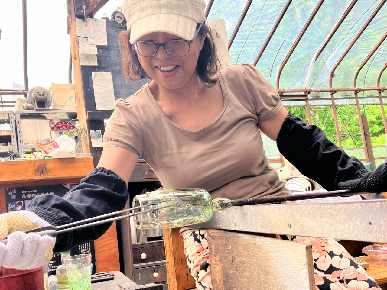 【小樽/吹きガラス体験】日本で唯一の浮き玉工場で 制作体験