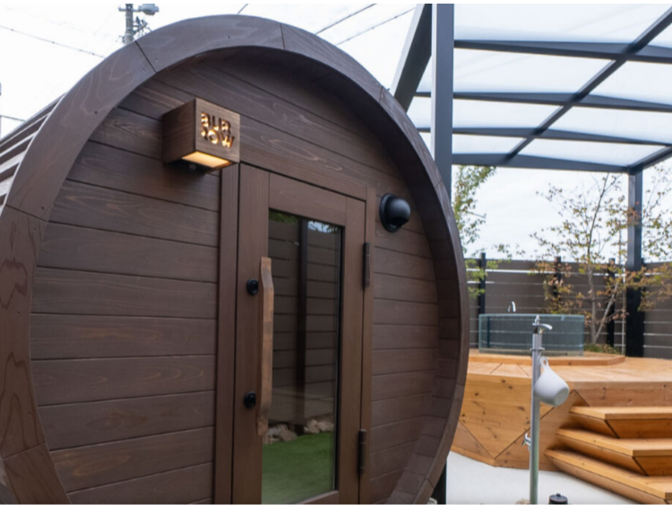 【岐阜×プライベートサウナ/月~金曜日プラン】≪華ノ間≫バレルサウナ≪90分ソロ...