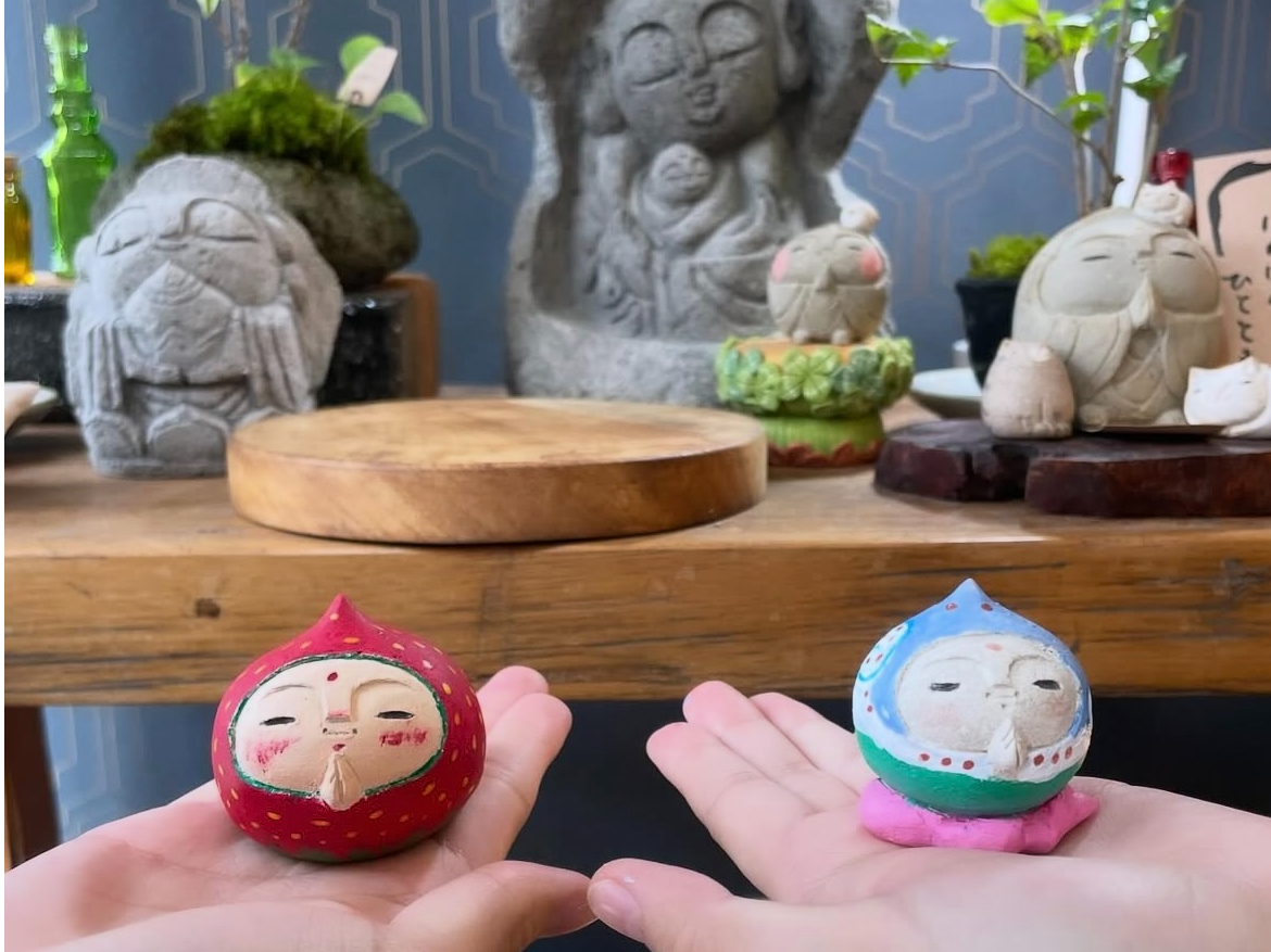 ご友人同士での体験。それぞれ、個性的なお地蔵さまが完成!