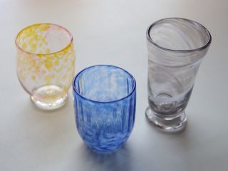 台付きのグラスや型吹きのグラスが作れます。(型吹きのグラスは身長制限がございます。)