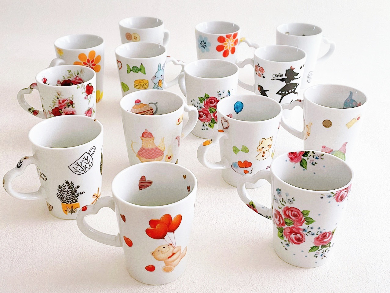 ԐlĆA}OJbv􂱂́A70E80̊F̍iłBȂql炲Nz̕܂ŊFyfGɂ蒸Ă܂B