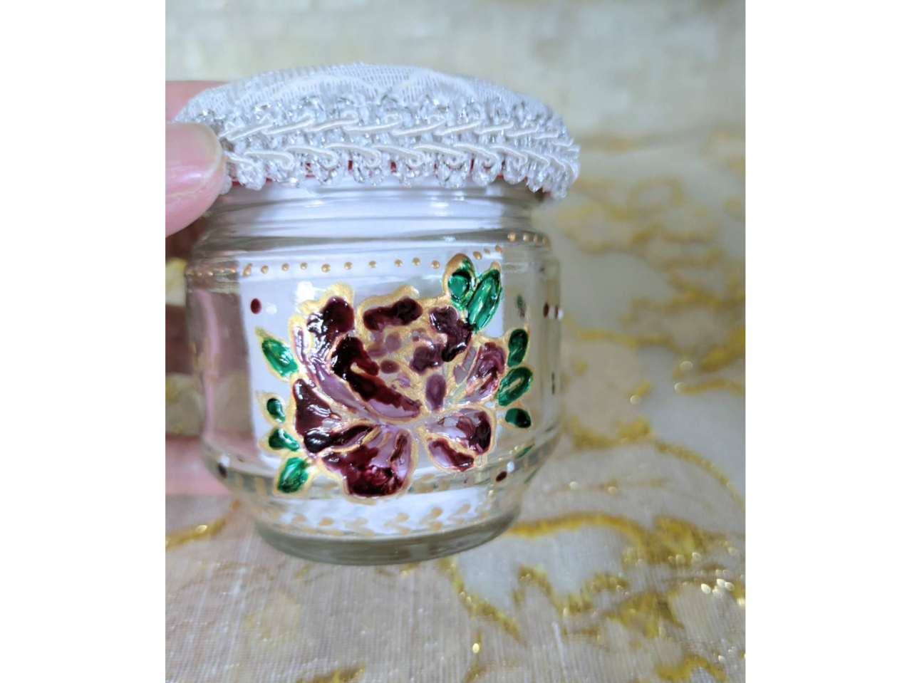 KXɐAłłI͂̃I[uŏĂtĒ܂BS[hŉApG̋œhGł܂BS[hy͂A蒸܂B