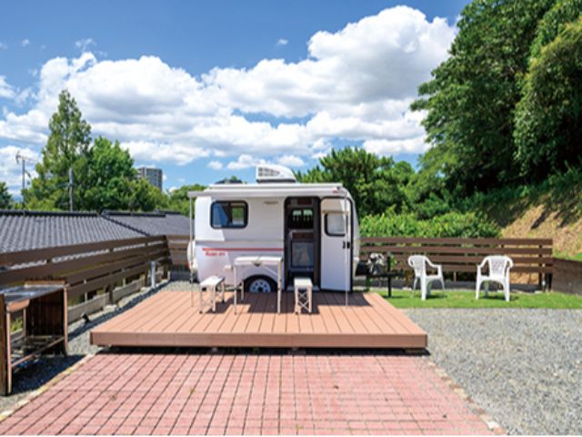 キャンプ場外観