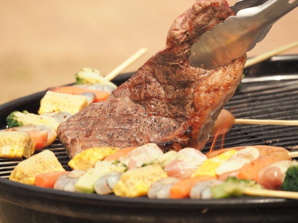 Weberグリルを備えた本格派BBQスタイル☆