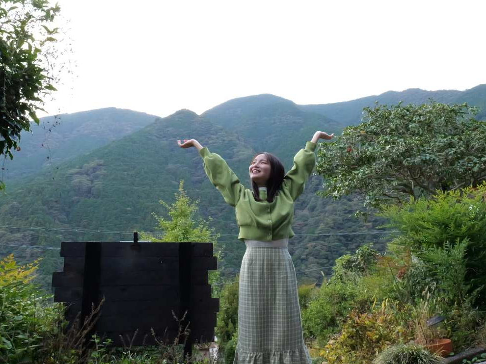 ̌̂Ƃ́AINVY̐񂾋C̒Ő[ċzBRXɈ͂܂ꂽ̃P[VŁAS܂ŃtbVł܂B