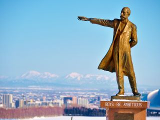 北海道と言えば!・・・シンボルでもあるクラーク博士像をはじめ、かわいい羊たちが迎え♪