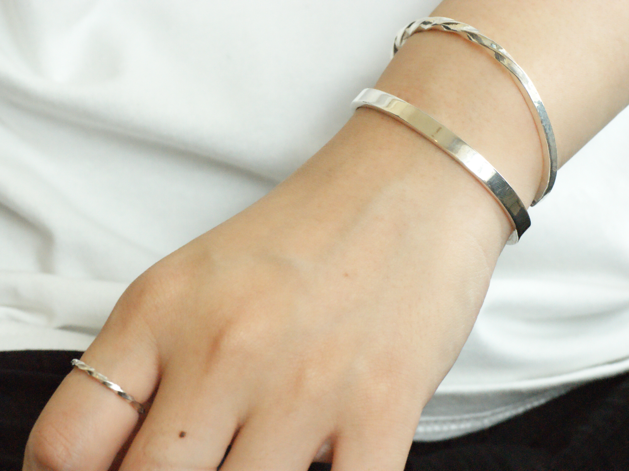 【専用です】シルバーバングル 専用です】シルバーバングル 【公式通販】