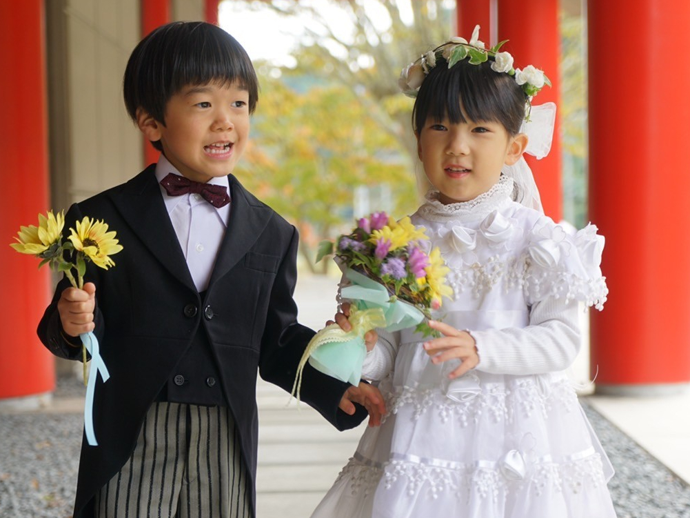 お子様用衣装も1歳〜準備。お誕生日のお祝いにも。