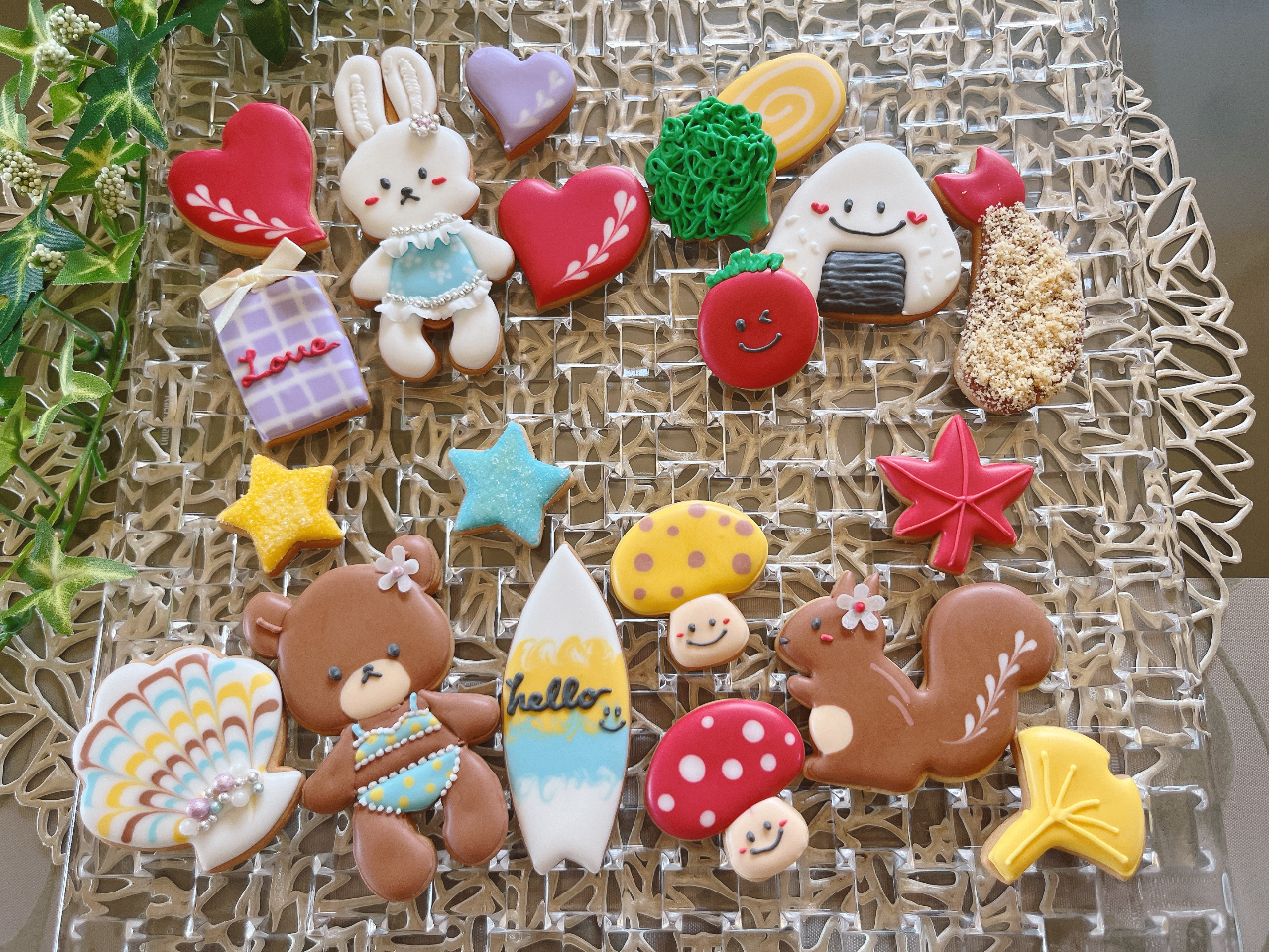 季節ごとに体験できるデザインが変わります!ぜひ、1時間のアイシングタイム楽しんでください☆かわいいクッキーを一緒に作りましょう!